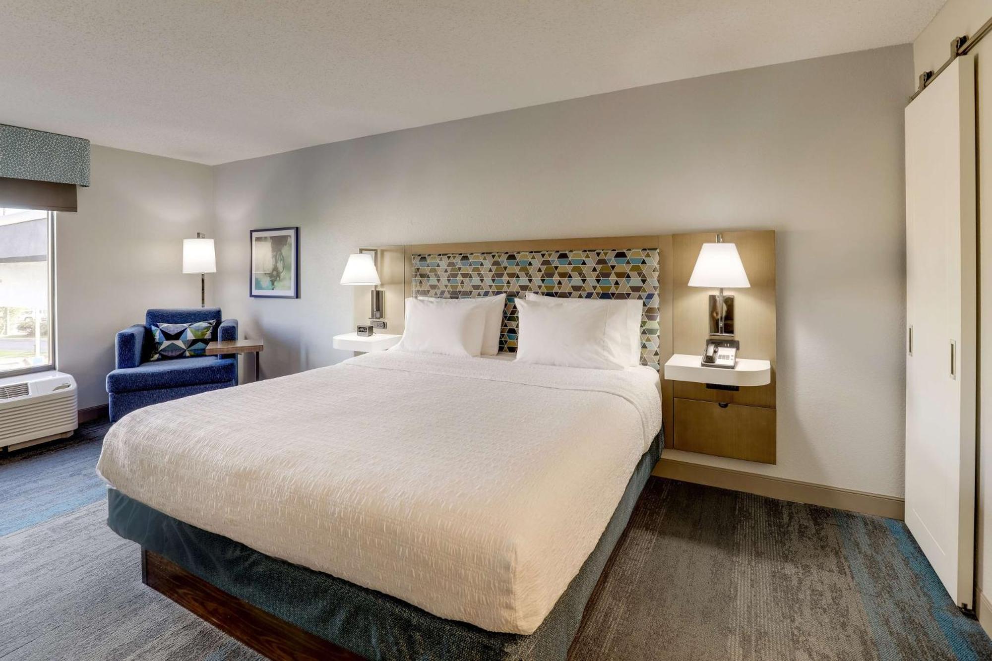 Hampton Inn Cumming Exteriör bild