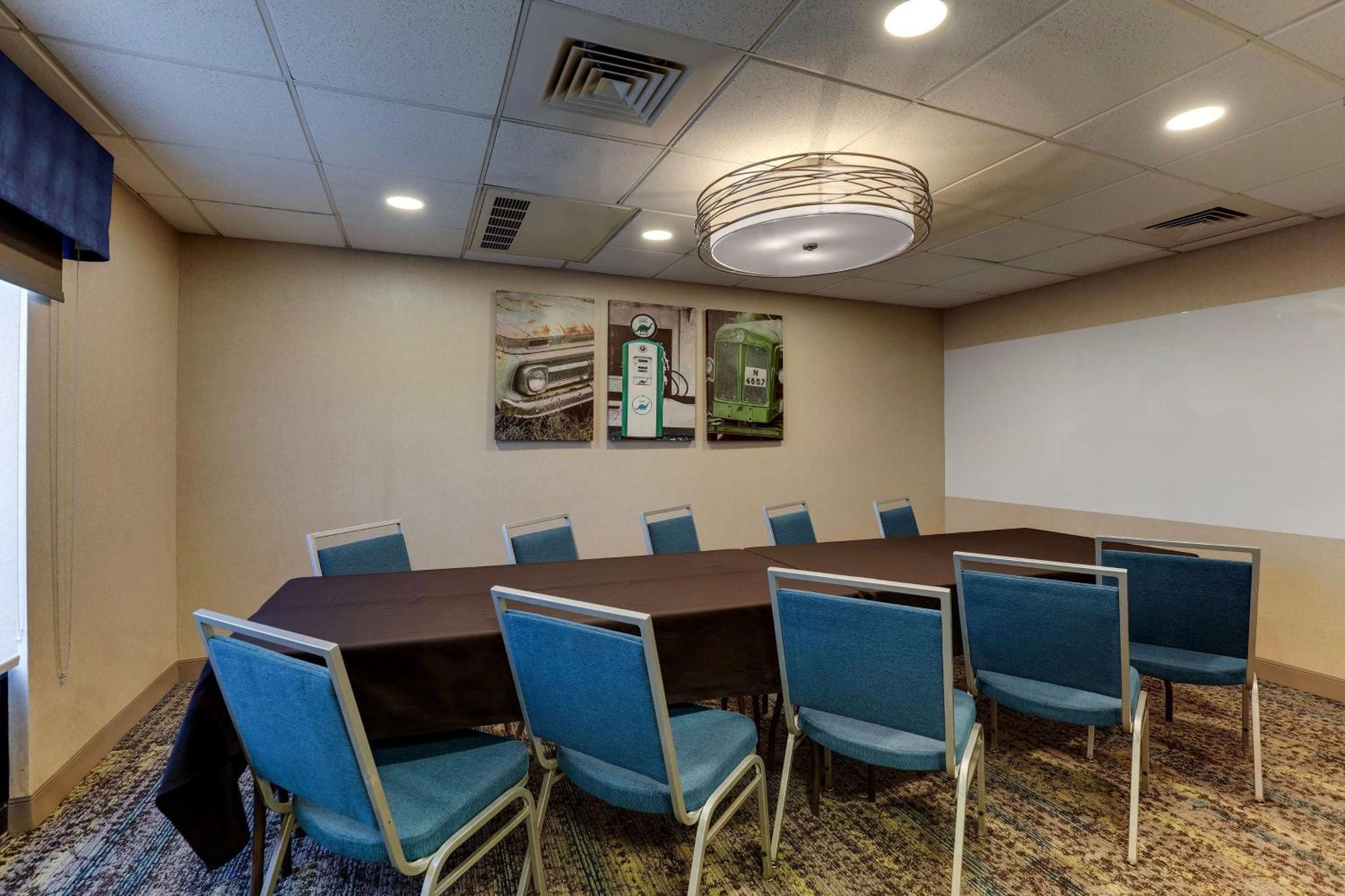 Hampton Inn Cumming Exteriör bild